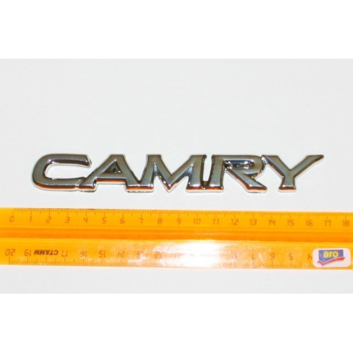 эмблема toyota camry надпись