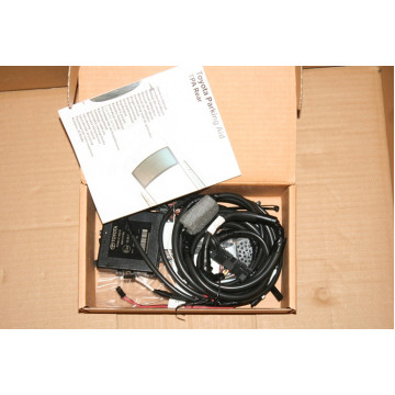 парктроник toyota auris 2012