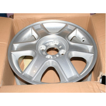 диск колесный r-15/4*100/d60.1/et50/6j renault logan