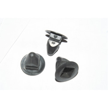 клипса audi 100 80 90 a6