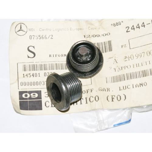 пробка м24*1.5 mercedes