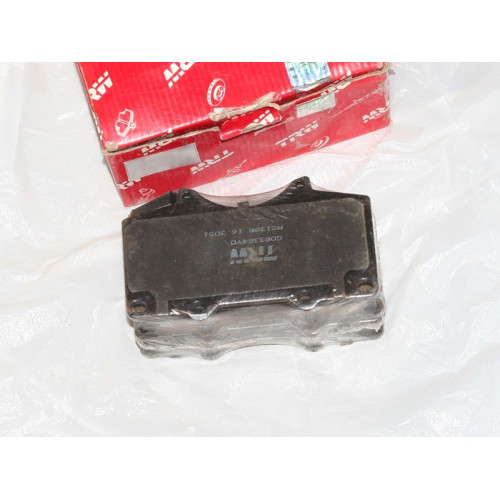 колодки тормозные mitsubishi pajero 4 toyota hilux 05-15 prado-4 09- lexus gx 02- trw