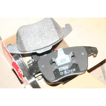 колодки тормозные citroen c4 picasso 5008 trw