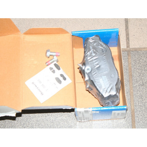 колодки тормозные peugeot 806 jumpy fiat scudo bendix