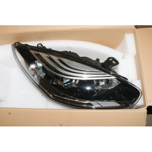 фара renault megane 3 11.08- пр