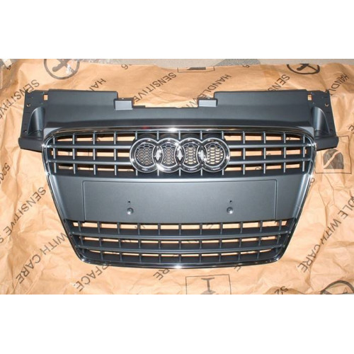 решетка радиатора audi tt 07-10
