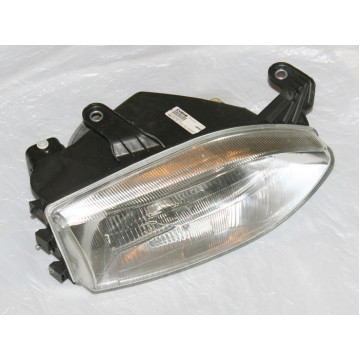 фара fiat palio siena 97-02 пр