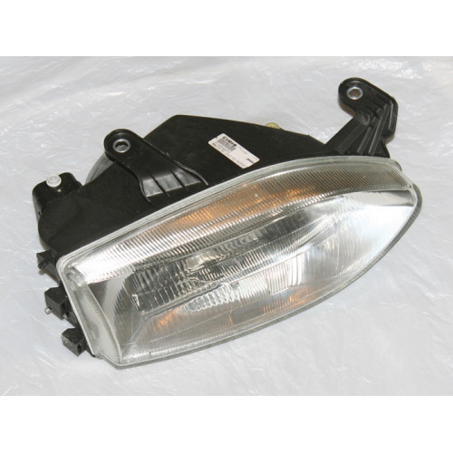 фара fiat palio siena 97-02 пр
