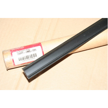 молдинг стекла honda civic 5d 06-12 передний лев
