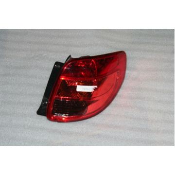 фонарь задний fiat sedici suzuki sx4 правый