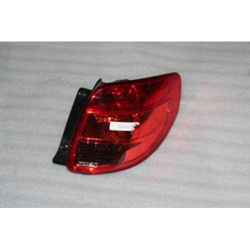 фонарь задний fiat sedici suzuki sx4 правый