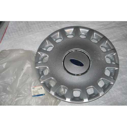 колпак колеса r-15 ford focus 1