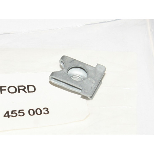 скоба под болт м6 ford