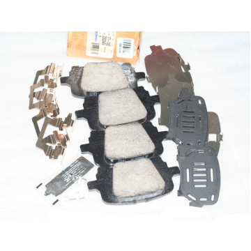 колодки тормозные chevrolet malibu 04-12 hhr g6 aura 06-11