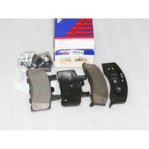 колодки тормозные chevrolet suburban 2500 express savana 2500/3500 96-99 передние