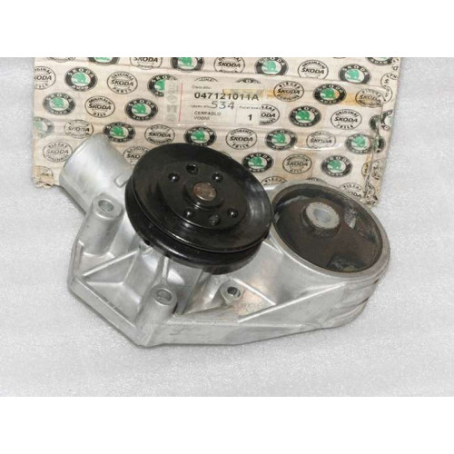 помпа skoda favorit 1.3