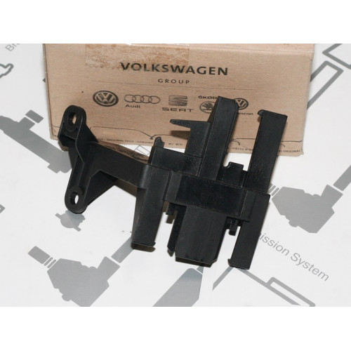 кронштейн проводки audi a3 tiguan passat golf