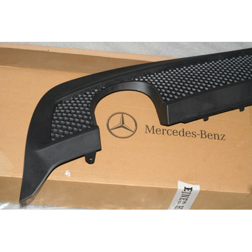 накладка бампера mercedes w176 зад губа