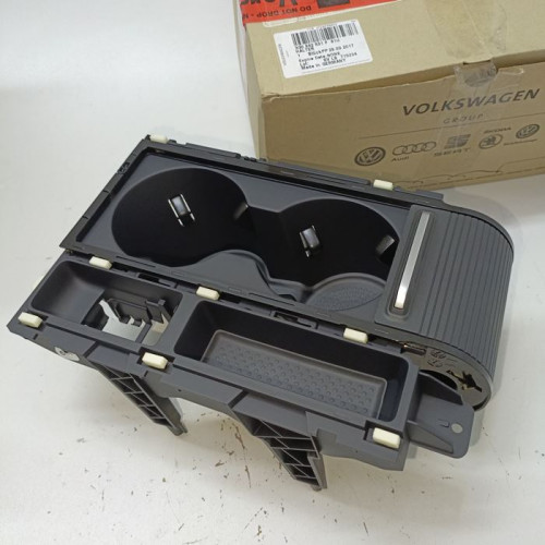 подстаканник volkswagen arteon 19-