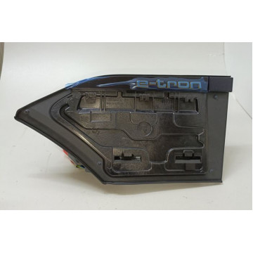 розетка зарядки audi e tron
