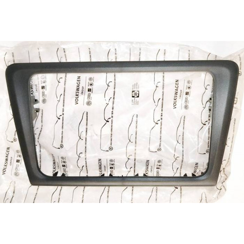 накладка панели skoda rapid 13-22г магнитолы seat Toledo 13-15г
