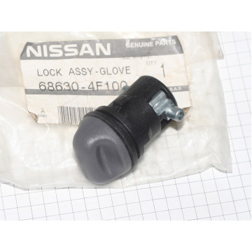 замок бардачка nissan micra k11e