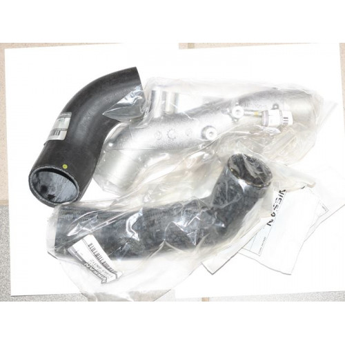 патрубок воздушный nissan primera 2.2 dci комплект