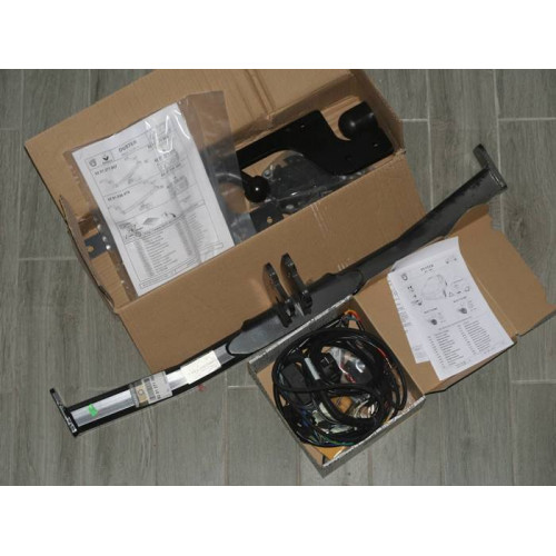 фаркоп renault duster комплект