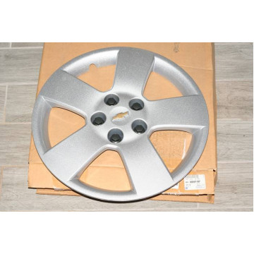 колпак колеса r-16 chevrolet hhr