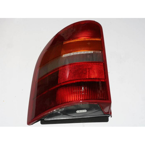 фонарь задний ford mondeo 1/2