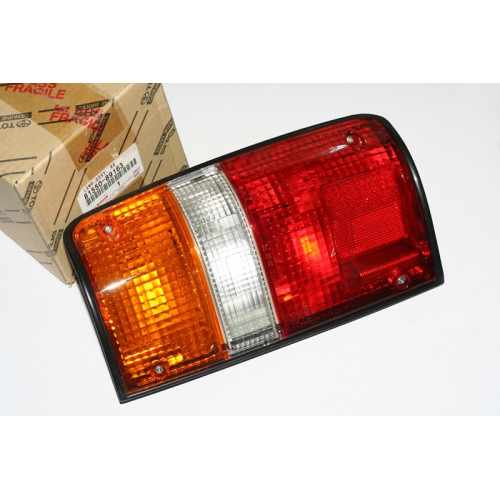 фонарь задний toyota hilux 4runner 88-97