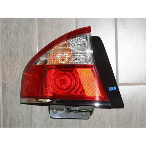 фонарь задний subaru legacy 03-09