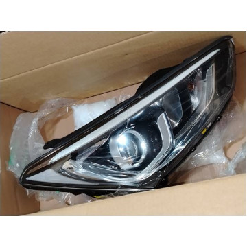 фара hyundai santa fe 15- правая