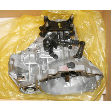 кпп hyundai trajet 2.0crdi