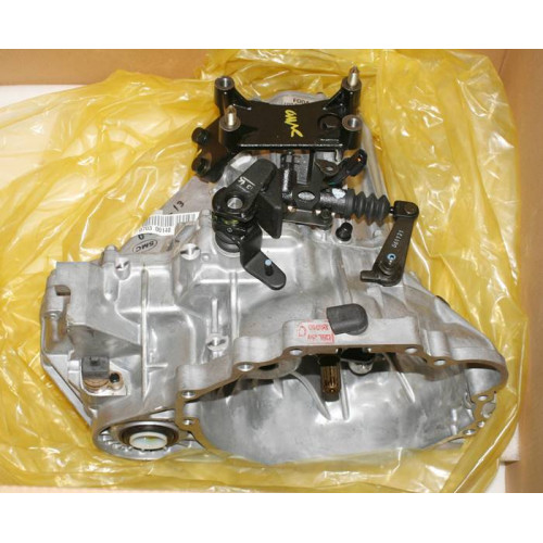 кпп hyundai trajet 2.0crdi