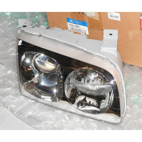 фара hyundai trajet 00-07 правая