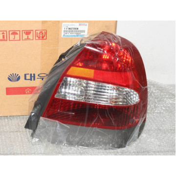фонарь задний daewoo nubira j150 99-01 правый