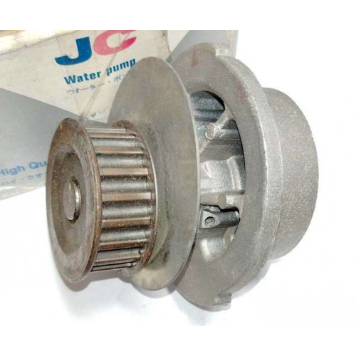 помпа dw espero 1.8 opel ascona kadett rekord 1.6-1.8l