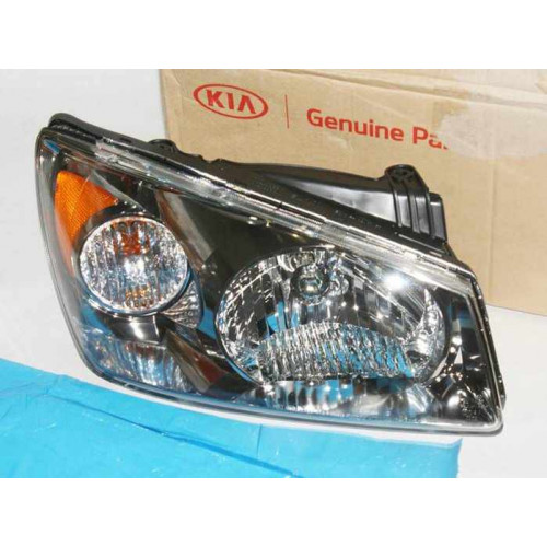 фара kia cerato 04-06 пр