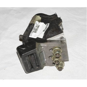 подушка двигателя mercedes 3832401017