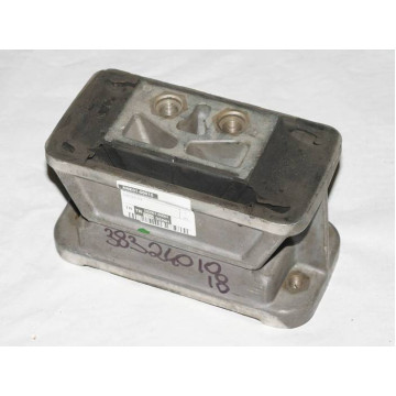 подушка двигателя mercedes 3832401018